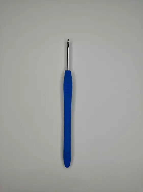 Крючок для вязания алюминиевый с резоновой ручкой, 3,5 мм.