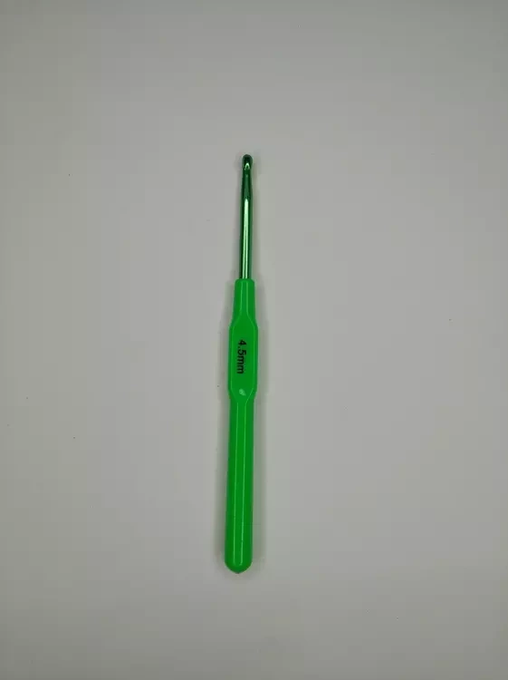Крючок для вязания алюминиевый с пластиковой ручкой, 4,5 мм.